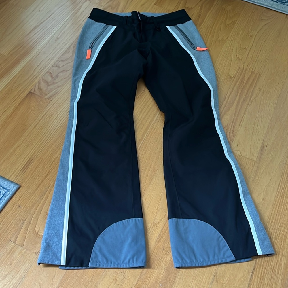 Athleta Size 4P Chamonix Ski/ Snow Pants Waterproof and Wind Resistant